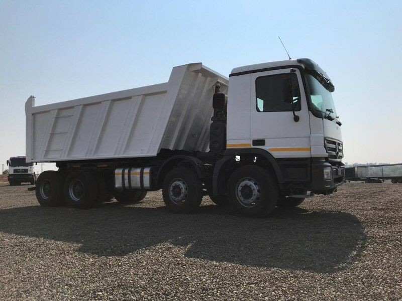 2006 Mercedes Actros 3535 Tipper truck for sale with 516000 km on the clock