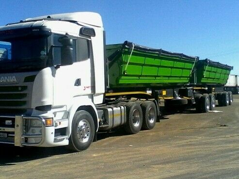 34 Heavy ton side tippers for hire in South Africa 0655667778