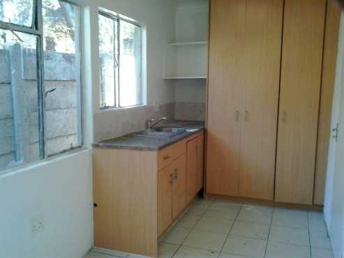 1 bedroom accomodation to let in Little Falls close to Clearwater Mall