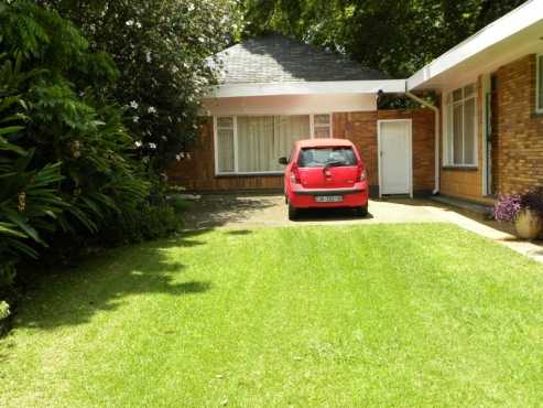 1 Bedroom Garden Cottage in Menlo Park