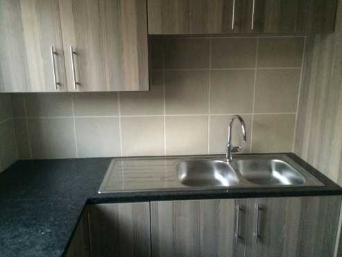 1 Bedroom Garden Flat Meyerspark