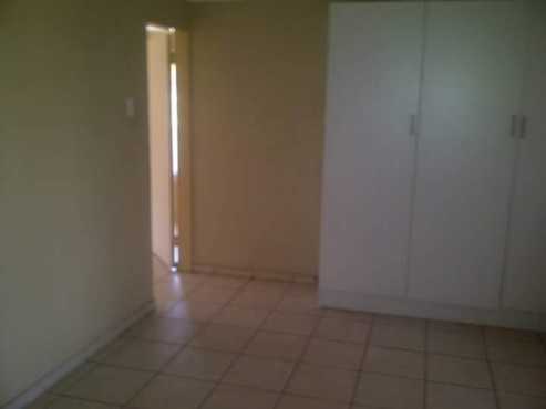 1 bedroom garden flat on doornpoort