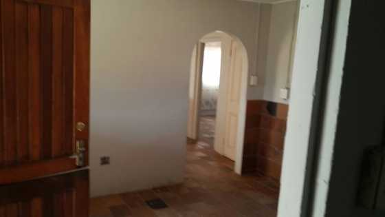 1 bedroom house on plot for rent