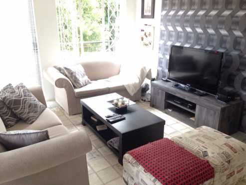 1 Bedroom Modern and Cosy Garden Cottage in Sharonlea R 6 500