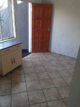 1 x Bedroom flat in Mayville Pretoria