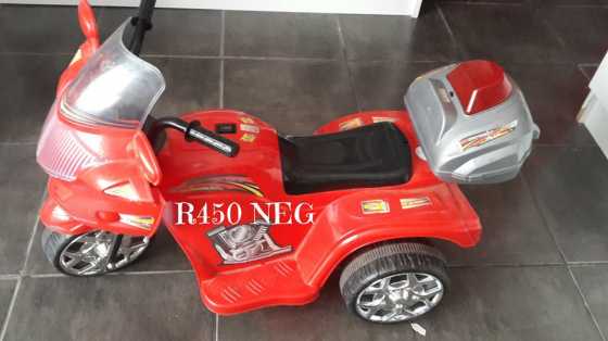 1 x Kids Electric Ride-On Bike