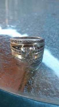 1 x Sterling silver ladies ring