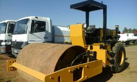 10 TON INGERSOLL RAND ROLLER