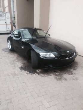 100 original 2007 BMW Z4 coupe