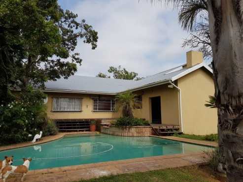 11ha Smallholding Buffelspoort Valley