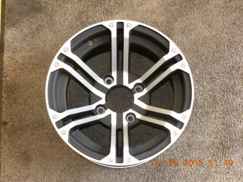 12 x 7 GW008  R1095.00 Golf Cart Rim