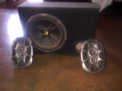 12quot Kicker Subwoofer ( 4OHMS ) amp 2 Kicker 6X9