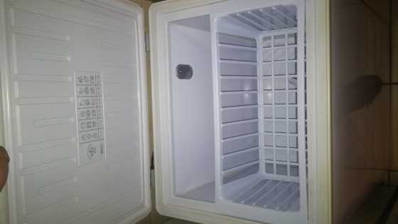 130lt Freezer