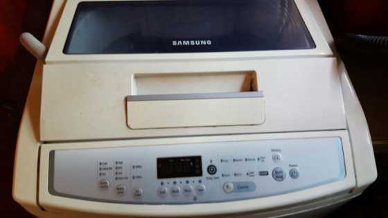 13KG Samsung top loader washing