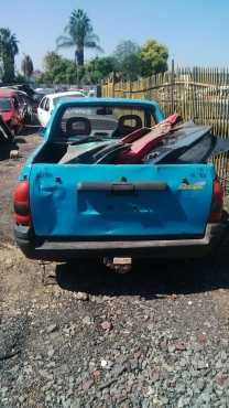 1.4 Corsa bakkie stripping for spares