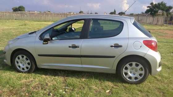 1,4 model Peugeot 207, Manual, Alarm