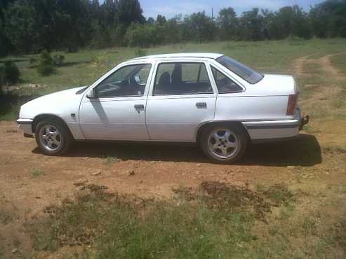 1400 Nissan bakkie or 1200 Datsun bakkie any condition for my opel.