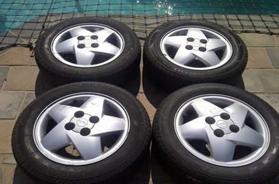 14quot opel mags met tyres