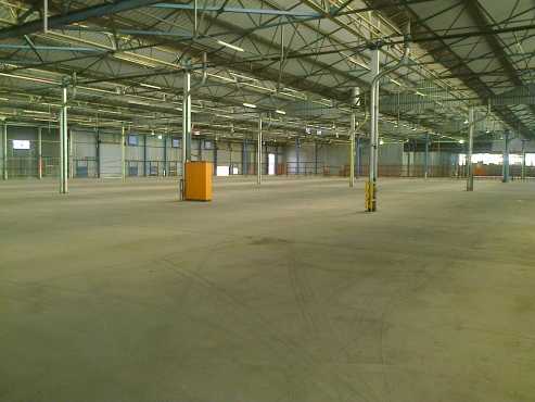 15 000m2 warehousefactory for rent in Wadeville, Germiston