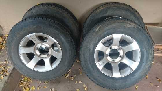 15quot 4x4 Mags and tyres for sale