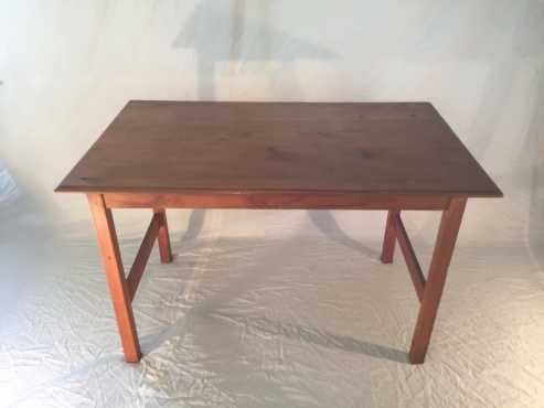 164-11 Stained pine kitchen table