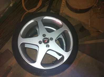 17 inch mags en tyres