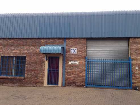 178m, WAREHOUSE TO LET, SILVERTON