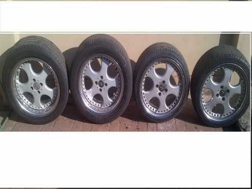 17inch xs narrows wides chrome lip R25000