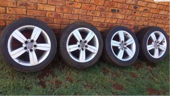 17quot Audi TT OEM 5 Spoke Mags amp Tyres