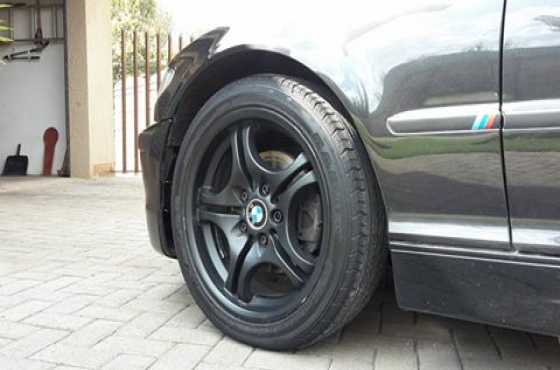 17quot oem bmw M wheels