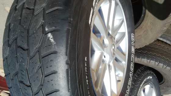 17quot silver  toyota hilyx  with used tyre for spear wheel