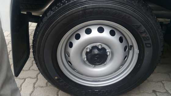 17quot Standard Toyota Hilux tyres