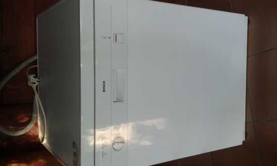 18 PLATE BOSCH DISHWASHER FOR SALE NEVER BEEN USED BEFORE