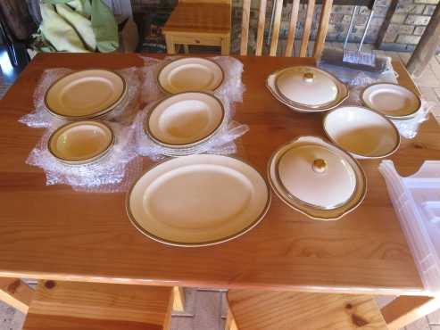 18k Gold Victorian Antique Handmade Dinner Plate Set