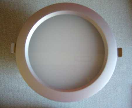 18W LED OPAL RECESSED DIFFUSER DWL 220V