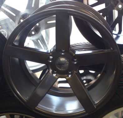 19 INCH VOSSEN MAGS WITH TYRES FOR CHEV LUMINA