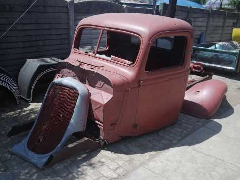 1937 Ford pick up cab to build a hot rod