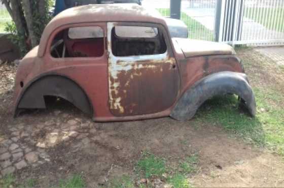 1939 Morris 8 body