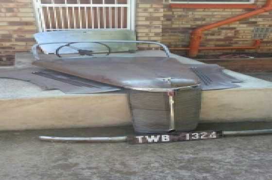 1940s Ford Prefect Grill and Bonnet