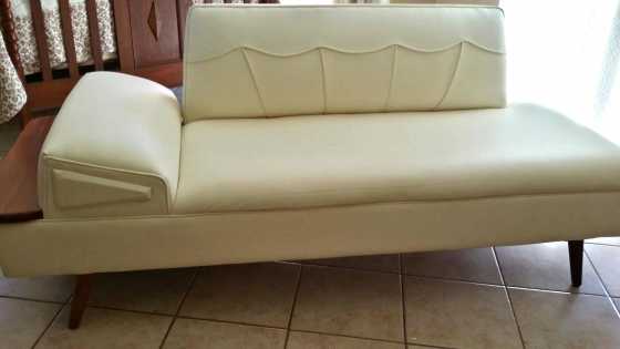 1950039s retro sofa daybed