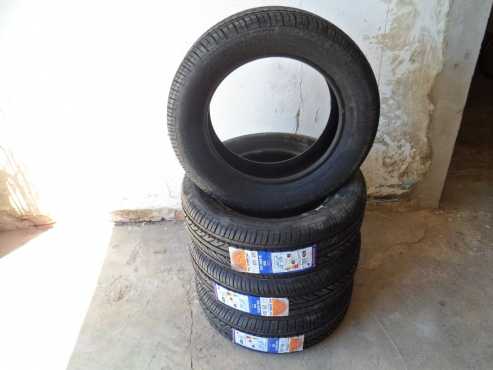 19560R15 MULTIRAC TYRE (EACH)