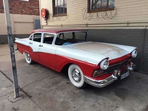 1957 FORD CUSTOM 300