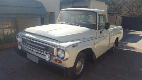 1966 International Harvester 908 - Impressively solid and powerful
