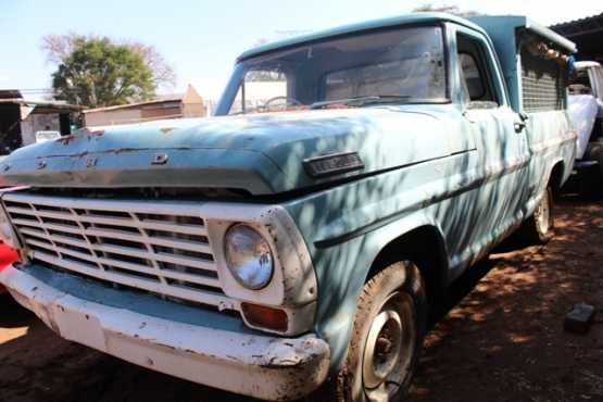 1967 FORD F100