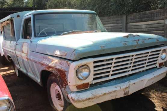 1967 FORD F100