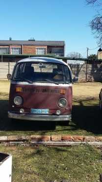 1974 KOMBI 2 LITRE AIRCOOL ENJIN