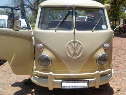 1975 VW Split Window PIck up