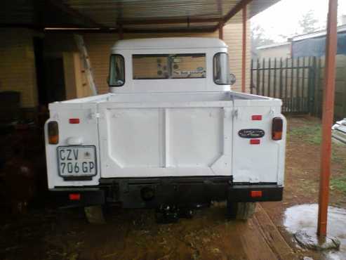 1976 land rover 3 series R 28 000 neg