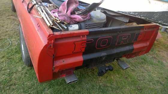 1981 Ford Cortina bakkie complete. V8 - Require attention