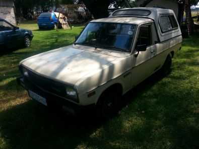 1984 Nissan 1400 bakkie with canopy